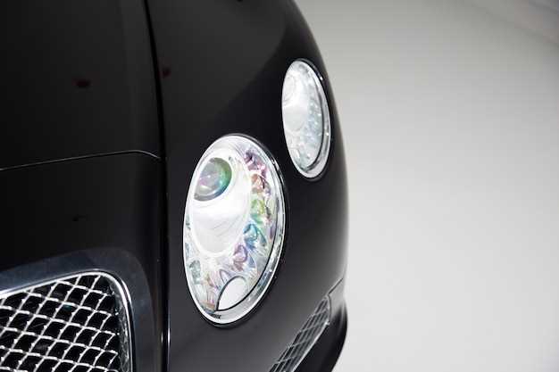 Платформа и безопасность: современные технологии в новых моделях Bentley
