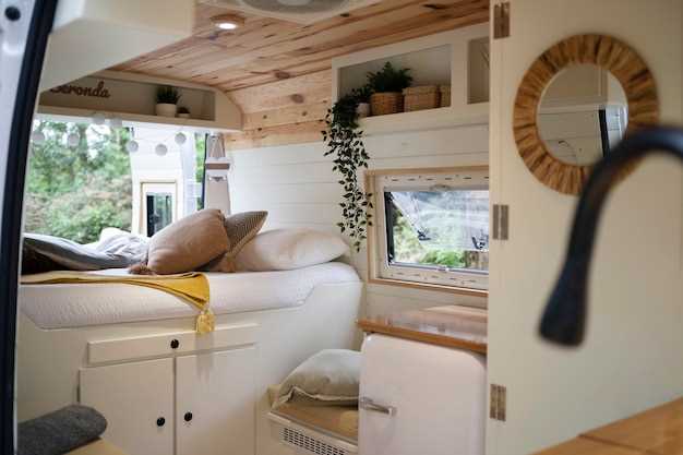 Технические характеристики и инновационные решения Ford Transit Custom Nugget